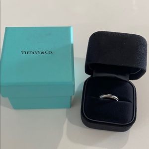 Authentic Tiffany&Co Platinum Milgrain WeddingBand